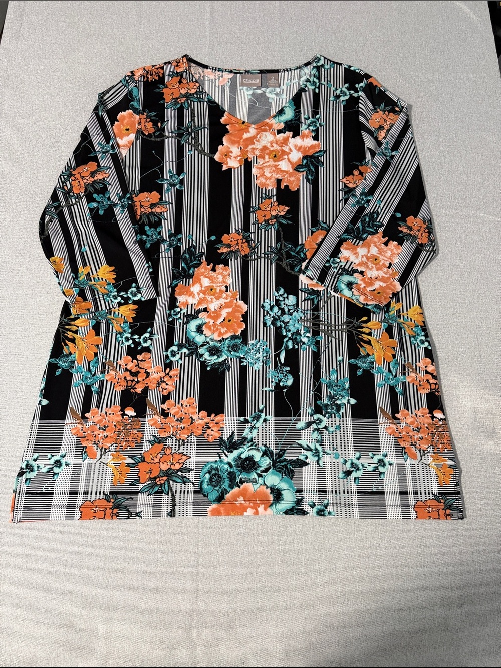 Chico's Black and Teal Floral Tunic Size 2(L) - Picture 14 of 15